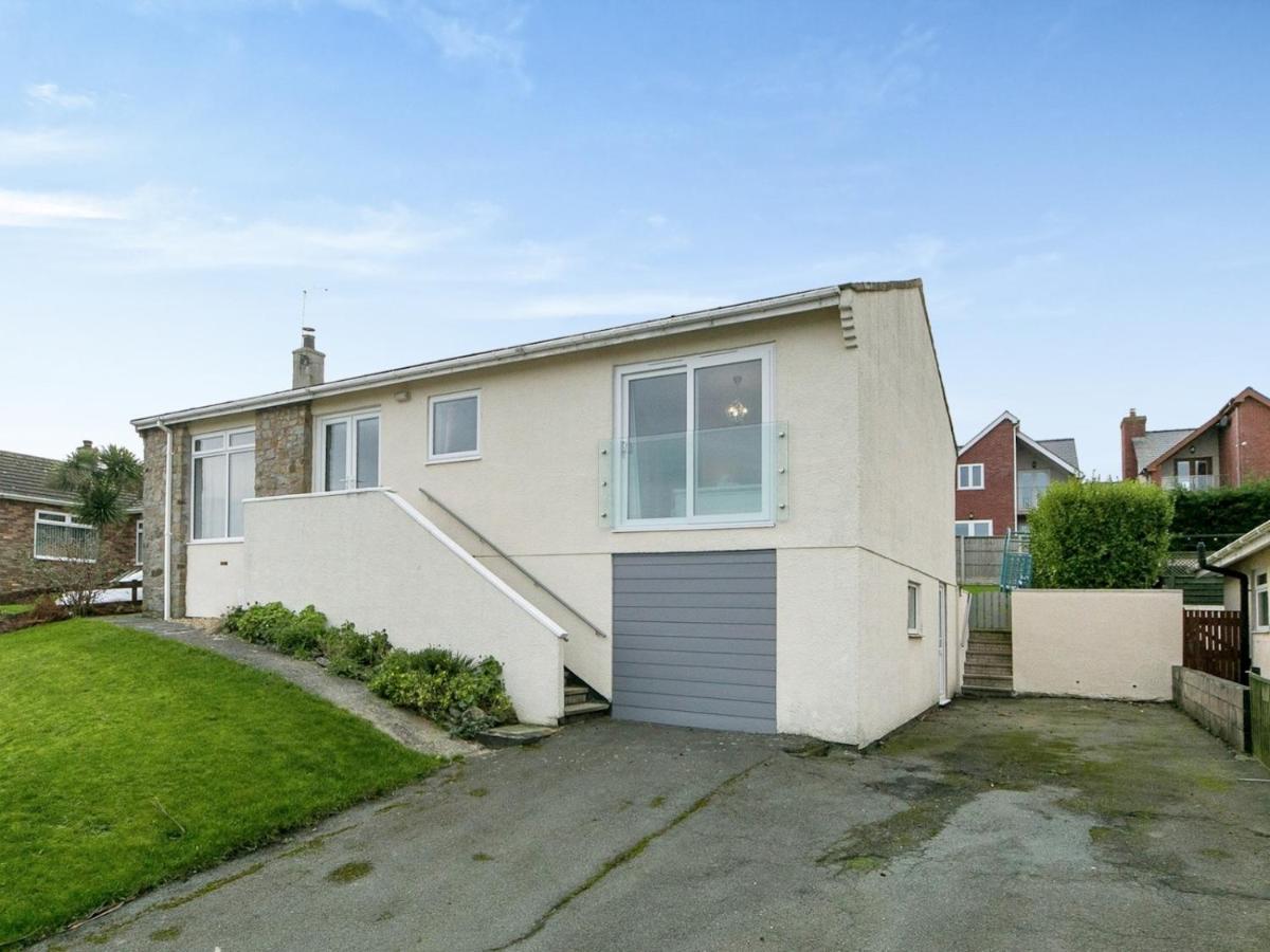 Pass The Keys Modern Coastal Home In Bull Bay Amlwch Exteriér fotografie
