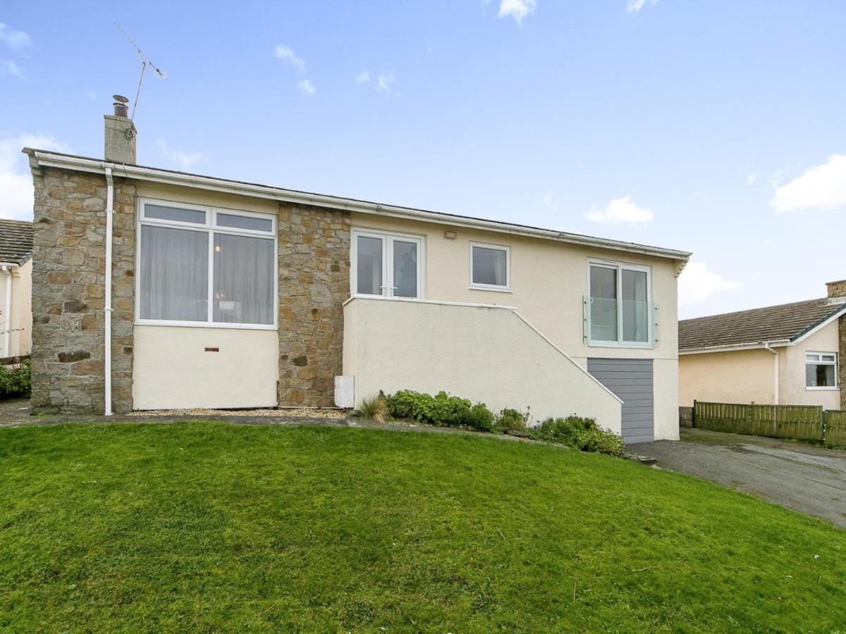 Pass The Keys Modern Coastal Home In Bull Bay Amlwch Exteriér fotografie